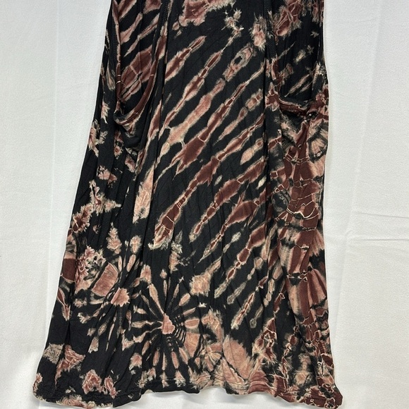 Clearay Tie-Dye Sleeveless Top - Black and Brown sleeveless shirt - Picture 7 of 10